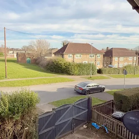 Villa 4 Spacious Bedroom House Seacroft With A Drive *